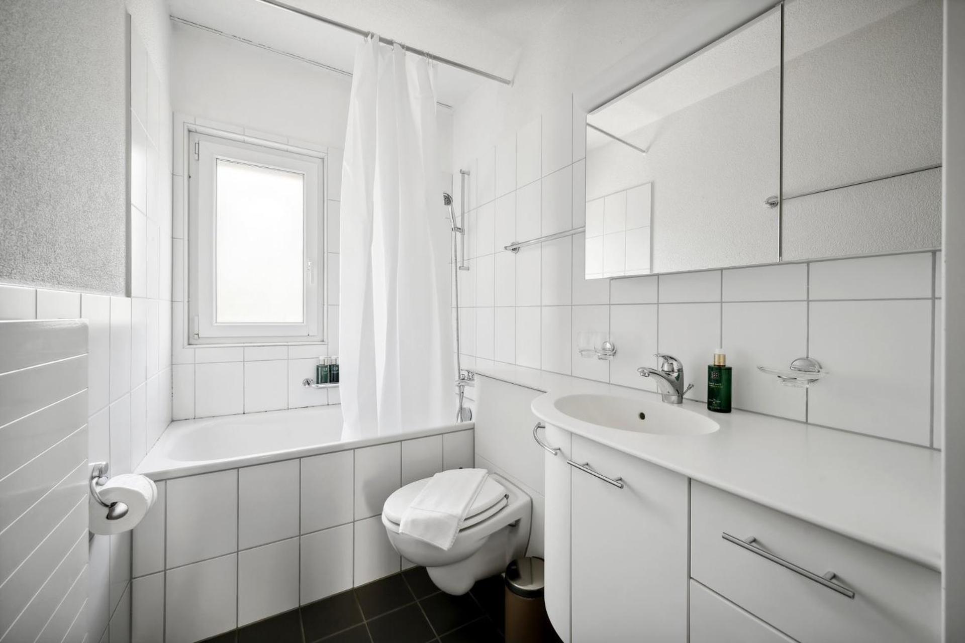 Comfortable Stay In Oerlikon 20 Minutes Away From Zurich Airport Экстерьер фото